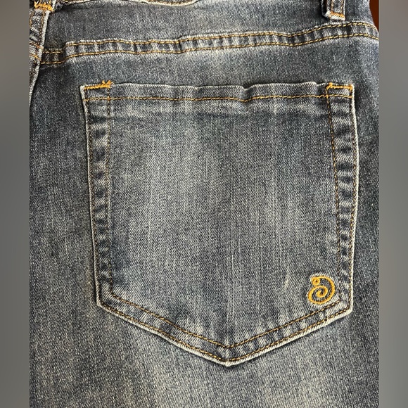 Women’s cropped blue jeans ripped size 15. Waist 31 Indigo Rein curvy - Picture 2 of 11